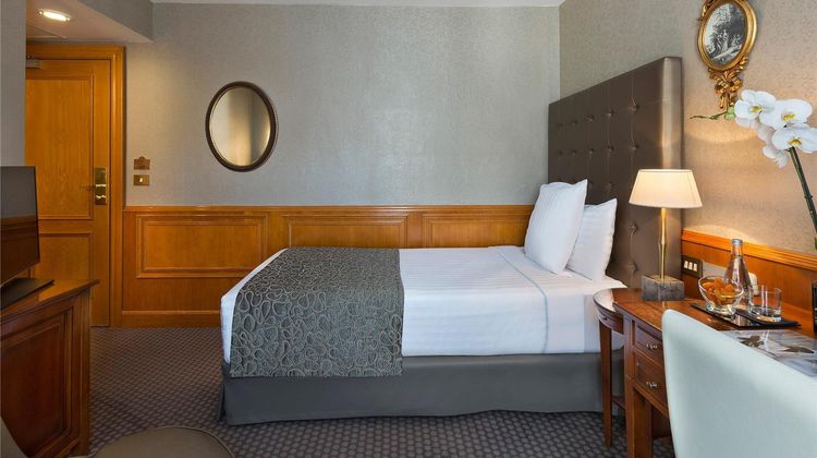 Melia Paris Vendome Room