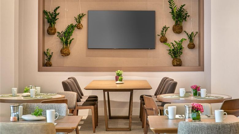 <b>Melia Jardim Europa Restaurant</b>. Images powered by <a href="https://iceportal.shijigroup.com/" title="IcePortal" target="_blank">IcePortal</a>.