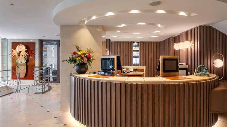 Melia Athens Lobby