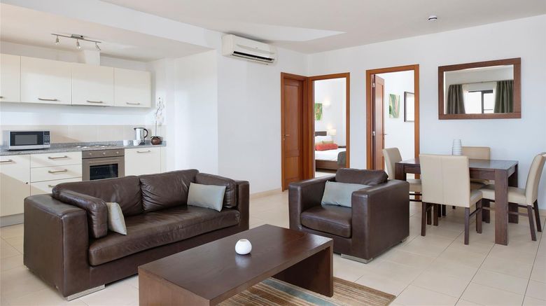 <b>Melia Tortuga Beach Room</b>. Images powered by <a href="https://iceportal.shijigroup.com/" title="IcePortal" target="_blank">IcePortal</a>.