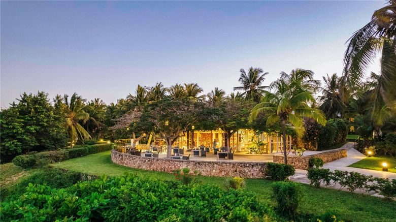 <b>Melia Zanzibar Restaurant</b>. Images powered by <a href="https://iceportal.shijigroup.com/" title="IcePortal" target="_blank">IcePortal</a>.