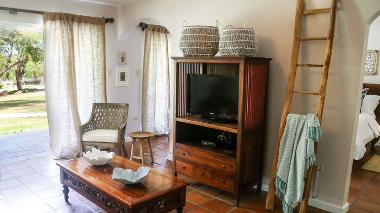 Villa Montana Beach Resort Suite