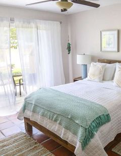 Villa Montana Beach Resort