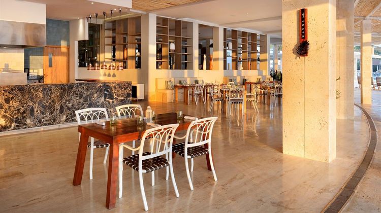 Paradisus Palma Real Golf & Spa Resort Restaurant