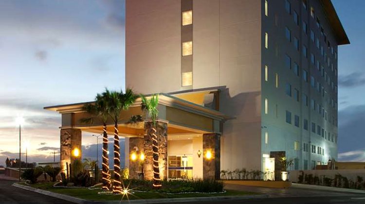 Hampton Inn by Hilton Silao-Aeropuerto Exterior