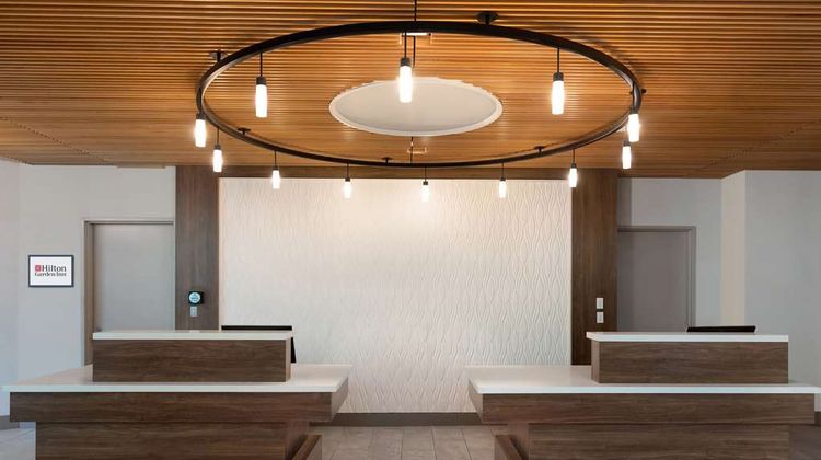 Hilton Garden Inn Long Island City Lobby