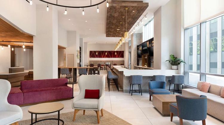 Hilton Garden Inn Long Island City Lobby