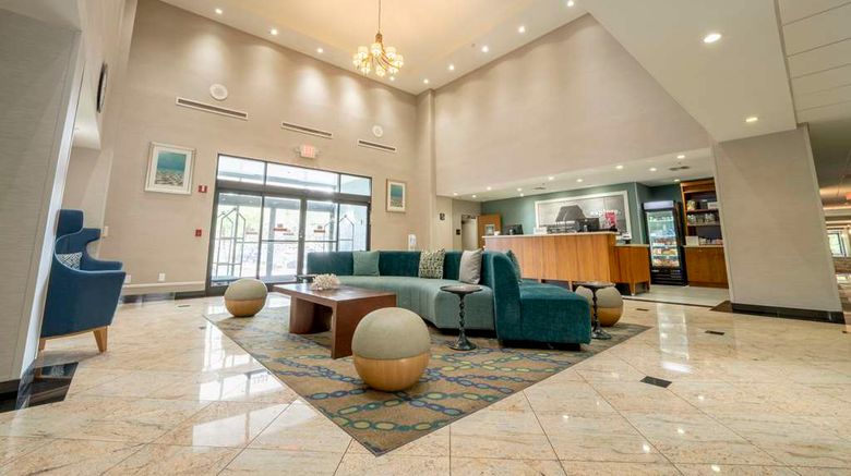 <b>Hampton Inn Jacksonville South/I-95 Lobby</b>. Images powered by <a href="https://iceportal.shijigroup.com/" title="IcePortal" target="_blank">IcePortal</a>.