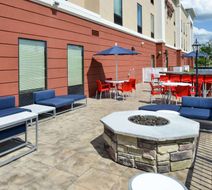 Hampton Inn Rome Exterior