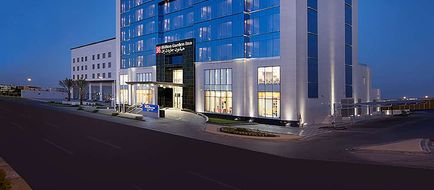 Hilton Garden Inn Tabuk Exterior
