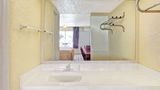 Travelodge Sellersburg Room