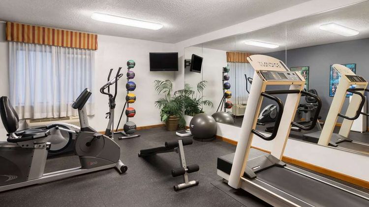 Days Inn & Suites Kansas City South Health