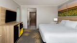 Days Inn & Suites Kansas City South Room