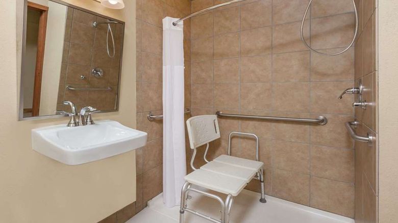 <b>Baymont Inn & Suites Midland Room</b>. Images powered by <a href="https://iceportal.shijigroup.com/" title="IcePortal" target="_blank">IcePortal</a>.