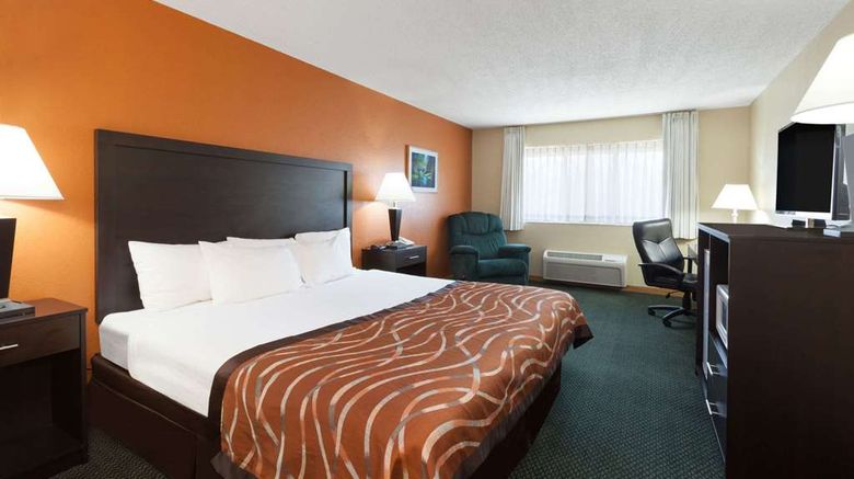 <b>Baymont Inn & Suites Midland Room</b>. Images powered by <a href="https://iceportal.shijigroup.com/" title="IcePortal" target="_blank">IcePortal</a>.