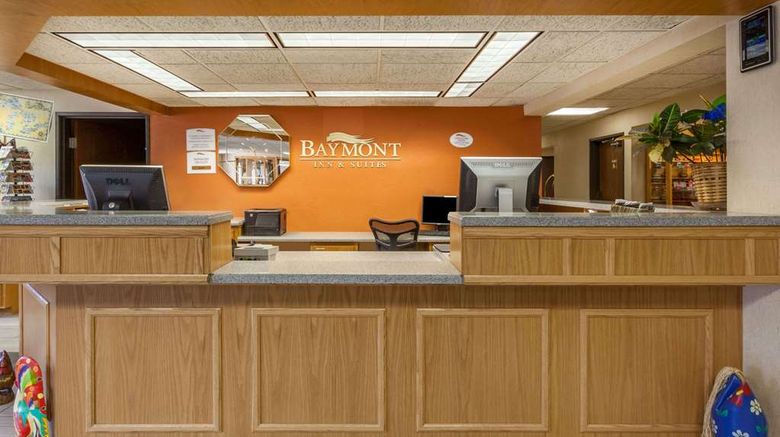<b>Baymont Inn & Suites Midland Lobby</b>. Images powered by <a href="https://iceportal.shijigroup.com/" title="IcePortal" target="_blank">IcePortal</a>.