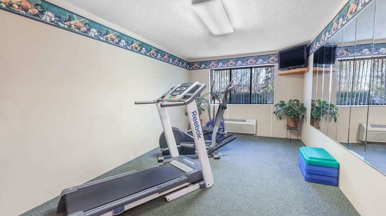 <b>Baymont Inn & Suites Midland Health</b>. Images powered by <a href="https://iceportal.shijigroup.com/" title="IcePortal" target="_blank">IcePortal</a>.