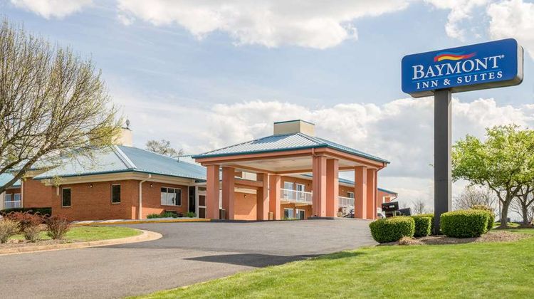 Baymont Inn & Suites Warrenton Exterior