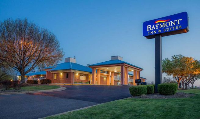 Baymont Inn & Suites Warrenton Exterior