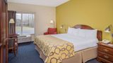 Baymont Inn & Suites Warrenton Room