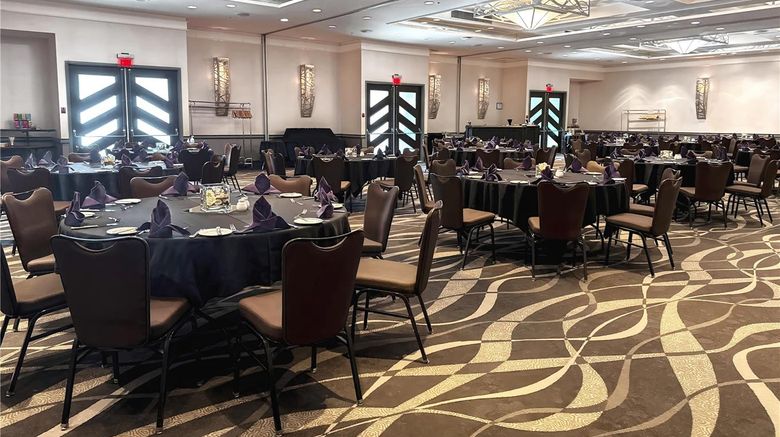 <b>The Coast Bastion Inn Ballroom</b>. Images powered by <a href="https://iceportal.shijigroup.com/" title="IcePortal" target="_blank">IcePortal</a>.
