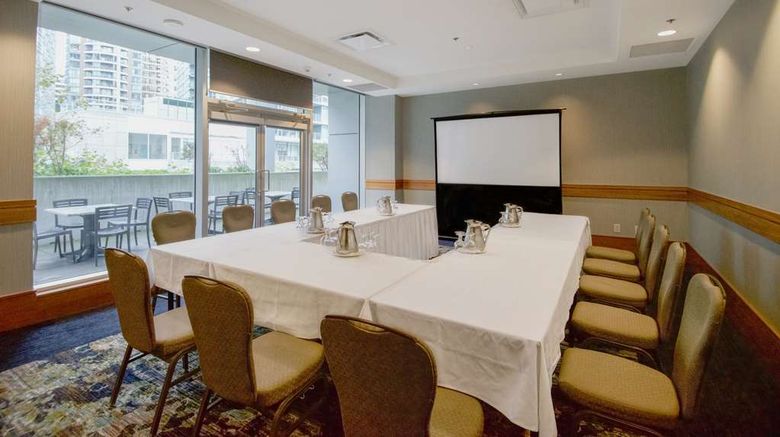 <b>Coast Coal Harbour Hotel Meeting</b>. Images powered by <a href="https://iceportal.shijigroup.com/" title="IcePortal" target="_blank">IcePortal</a>.