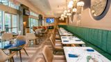 Coast Coal Harbour Hotel Restaurant