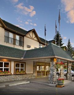 Coast Canmore Hotel