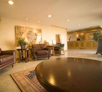 The Coast Discovery Inn and Marina Lobby