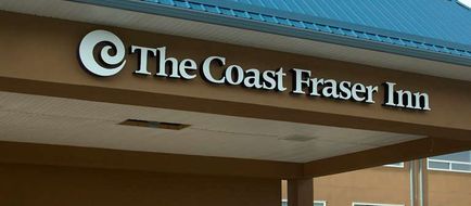 Coast Fraser Inn Exterior