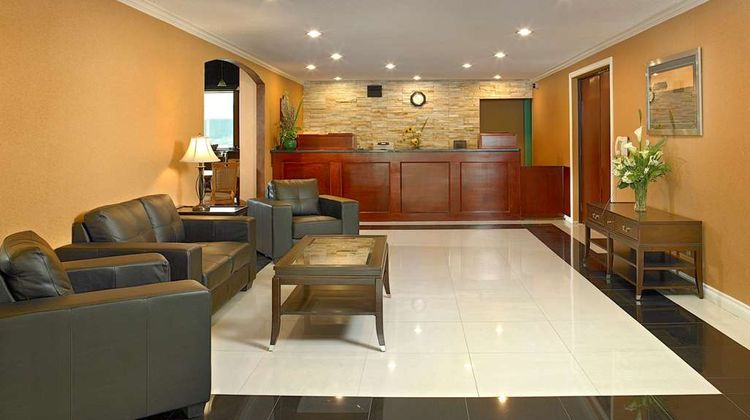 Coast Fraser Inn Lobby
