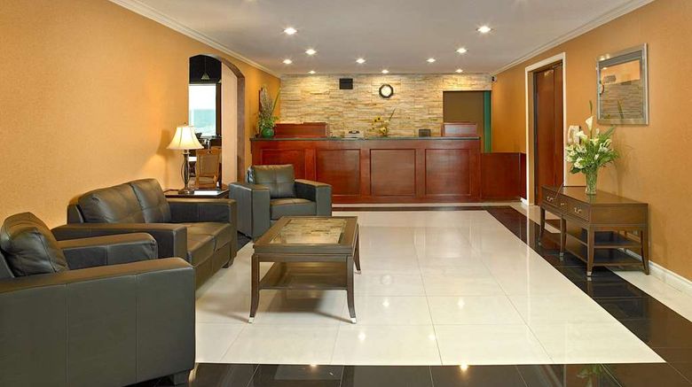 <b>Coast Fraser Inn Lobby</b>. Images powered by <a href="https://iceportal.shijigroup.com/" title="IcePortal" target="_blank">IcePortal</a>.