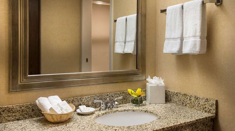 Coast Gateway Hotel Room