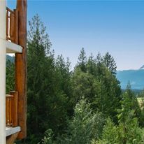 Coast Hillcrest Hotel