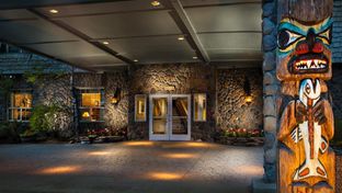 Coast International Inn