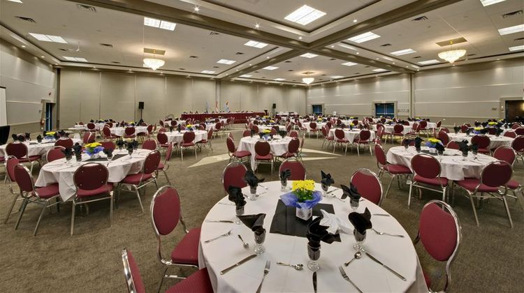 Coast Kamloops Hotel & Conference Centre Meeting