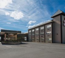 Coast Lethbridge Hotel & Conference Ctr Exterior