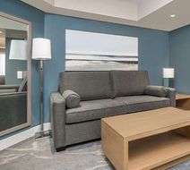 Coast Tsawwassen Inn Lobby