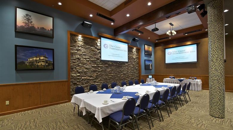 <b>Coast Tsawwassen Inn Meeting</b>. Images powered by <a href="https://iceportal.shijigroup.com/" title="IcePortal" target="_blank">IcePortal</a>.