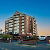 Coast Victoria Hotel & Marina by APA