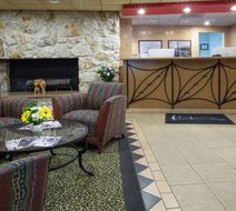 Safari Inn, a Coast Hotel Lobby