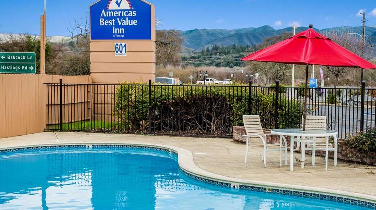 Americas Best Value Inn, Ukiah Pool