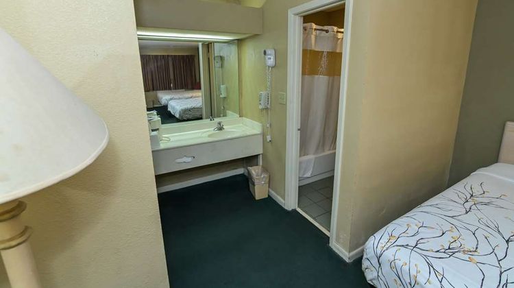 Americas Best Value Inn Meridian Room