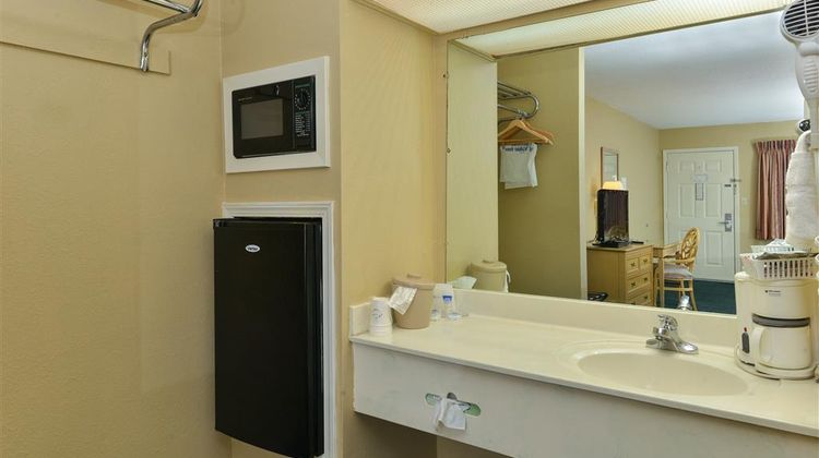 Americas Best Value Inn Meridian Room