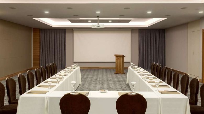 <b>Ramada Resort Kusadasi Meeting</b>. Images powered by <a href="https://iceportal.shijigroup.com/" title="IcePortal" target="_blank">IcePortal</a>.