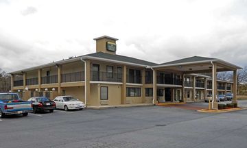 America's Best Inn & Suites