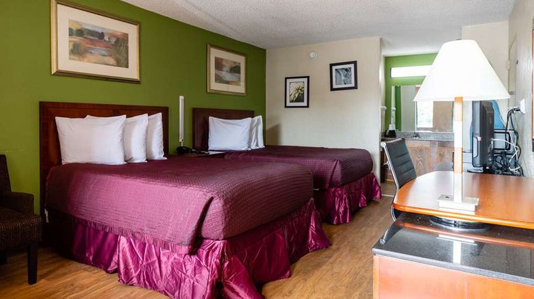 <b>Country Hearth Inn & Suites Marietta Room</b>. Images powered by <a href="https://iceportal.shijigroup.com/" title="IcePortal" target="_blank">IcePortal</a>.