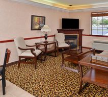 Country Hearth Inn Lobby