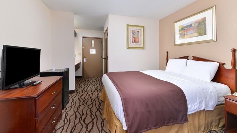 <b>Country Hearth Inn Room</b>. Images powered by <a href="https://iceportal.shijigroup.com/" title="IcePortal" target="_blank">IcePortal</a>.