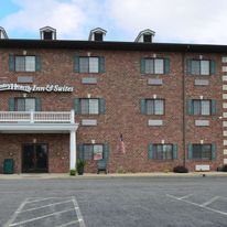 Country Hearth Inn & Suites